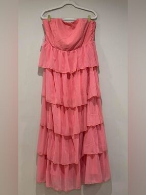 Petal & Pup Peachester Strapless Maxi Dress